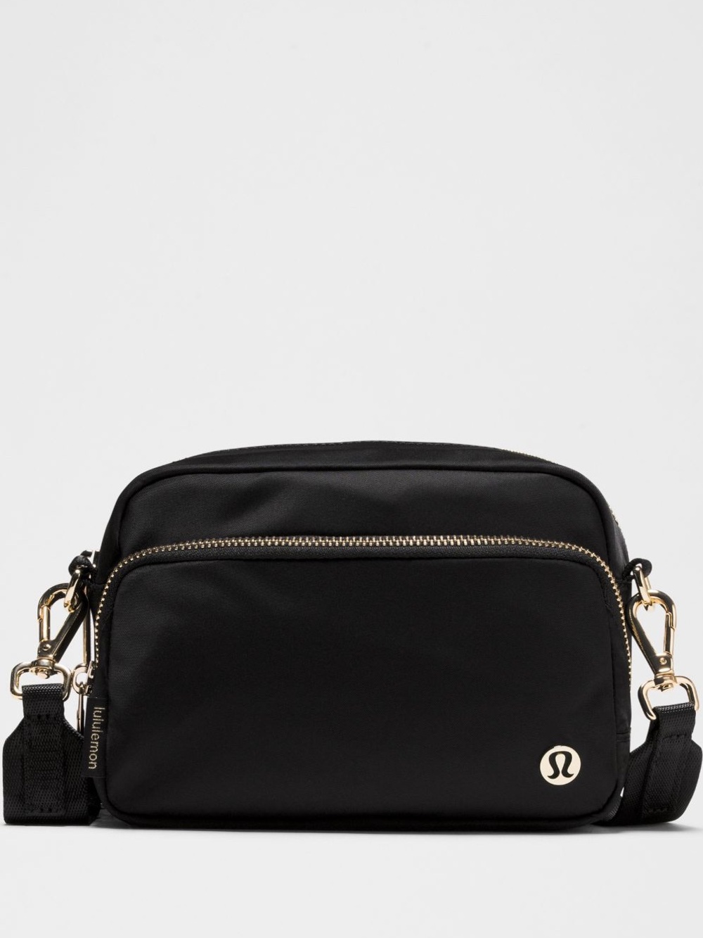 Lululemon Everywhere Crossbody Bag 2L Black/Gold Hardware